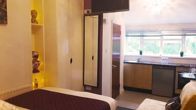 유나이티드 로지 호텔 & 아파트먼트-트리플룸-5