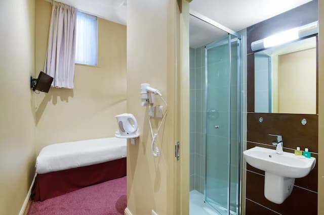 더 크레이번 호텔-스탠다드 트윈룸-6