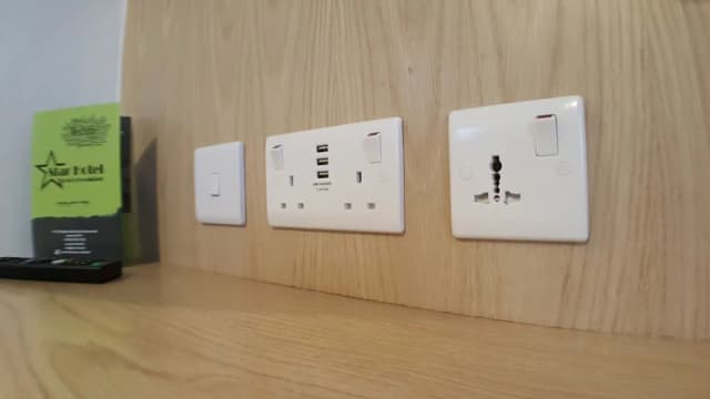 Star Hotel-四人房-8