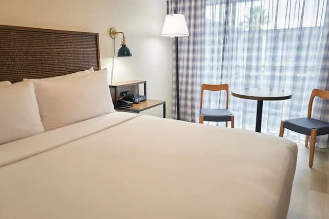 ソマハウス-スーペリア ルーム キングベッド 1 台 禁煙 プールアクセス-2