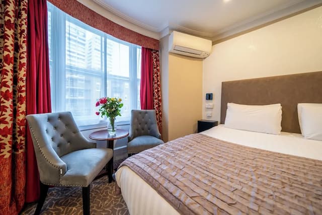 호텔 라 플레이스-King Size Double Room-12