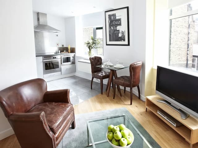 196 비숍스게이트-이그제큐티브 스튜디오-2