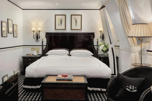 ホテル 41-エグゼクティブ ルーム キングベッド 1 台-10