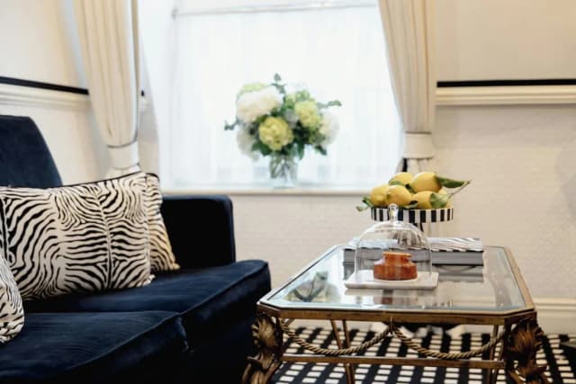 호텔 41-스위트 (6) Conservatory)-5