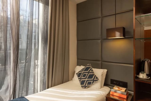 倫敦帕丁頓奇爾沃斯酒店-豪華單人房-6