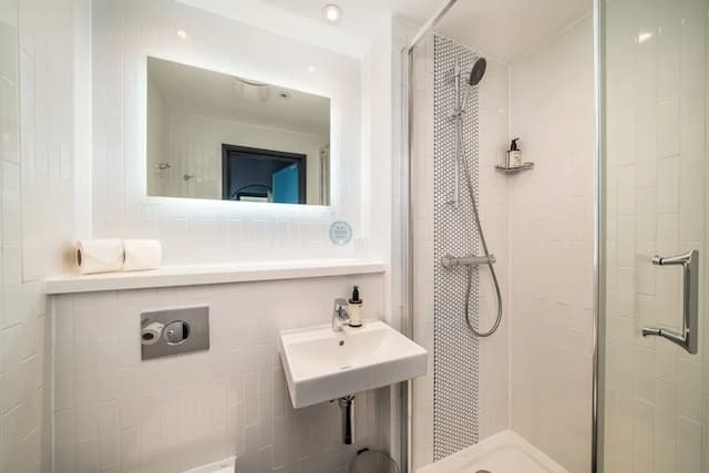 ポイント A ホテル - ロンドン カナリー ワーフ-ツインルーム-6