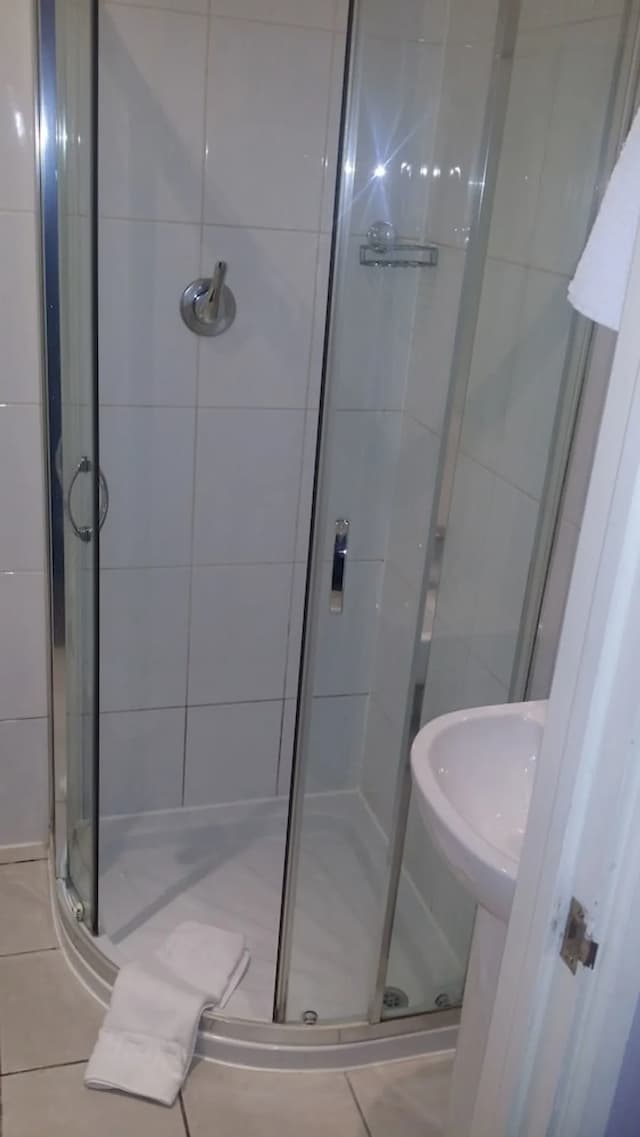 아리바 호텔-더블룸-8