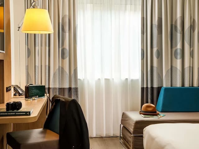 倫敦橋諾富特酒店-高級客房, 1 張加大雙人床及 1 張梳化床-5