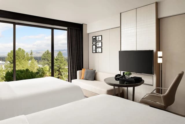 シェラトン ユニバーサル ホテル-トラディショナル ルーム ダブルベッド 2 台-2