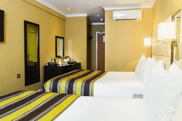 倫敦尊貴海德公園大酒店-豪華四人房-4