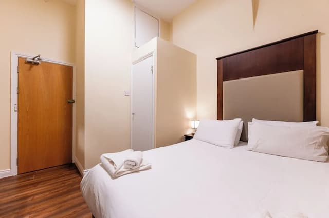 아스토리아 호텔-더블룸, 앙스위트-7