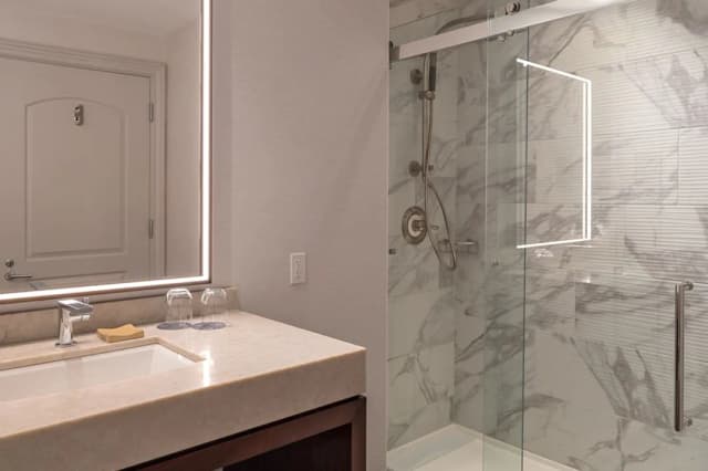 웨스틴 휴스턴 다운타운-트래디셔널룸, 퀸사이즈침대 2개-8