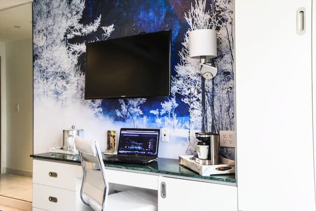 ウィンダム ガーデン ブルックリン サンセット パーク-プレミアム ルーム キングベッド 1 台 バリアフリー 禁煙 (Roll-In Shower)-2