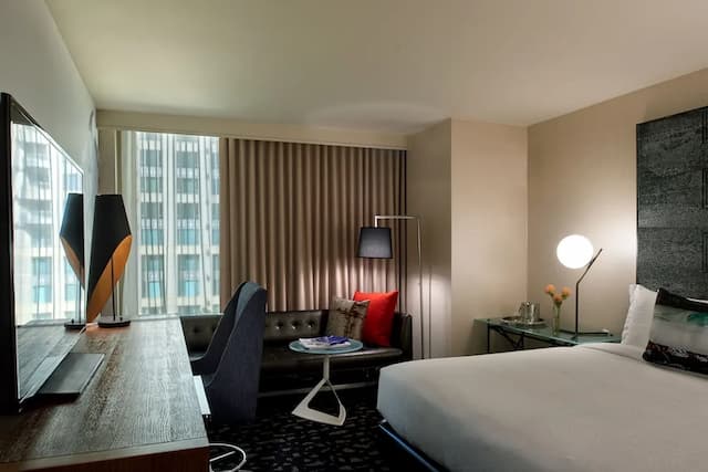 キンプトン ホテル パロマー ロサンゼルス ビバリーヒルズ バイ IHG-ルーム キングベッド 1 台-3