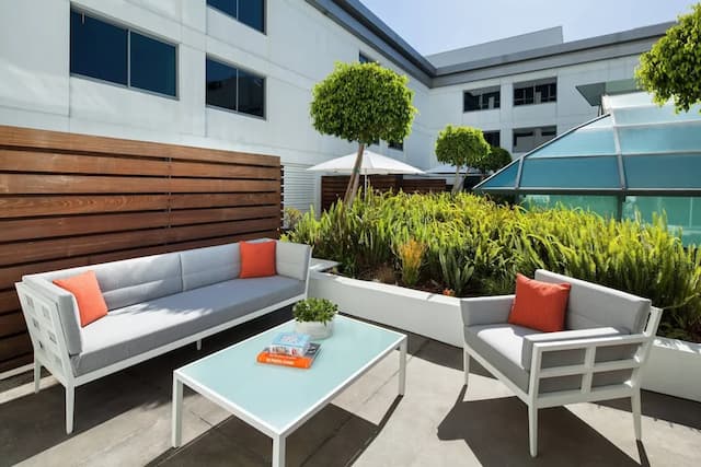 比華利山莊 SLS 豪華精選酒店-客房, 1 張特大雙人床, 露台-5