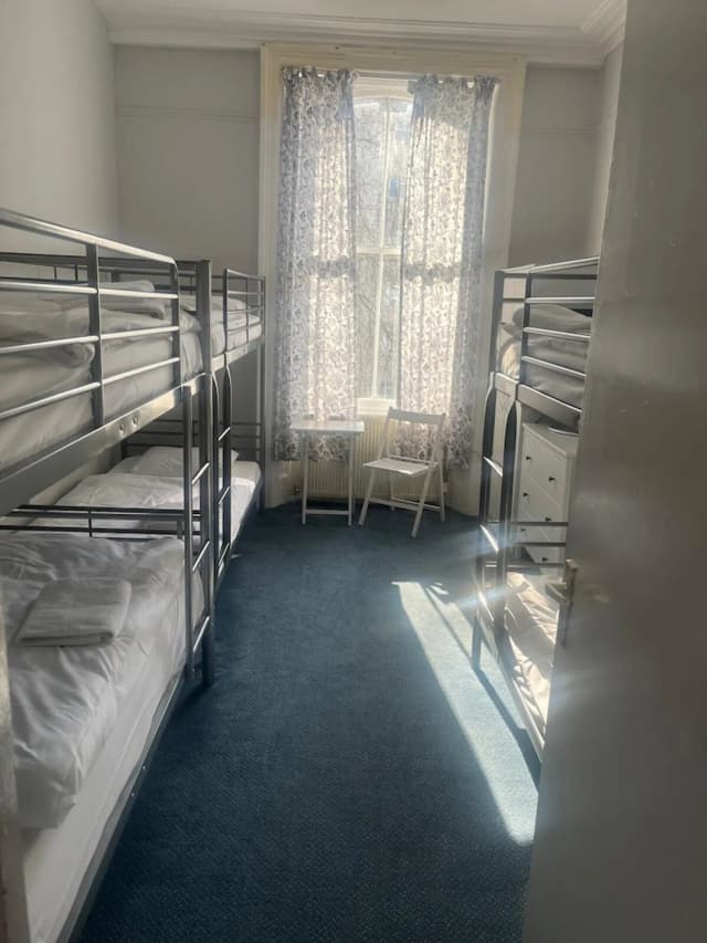 アトラス ホステル-ベーシック ルーム ベッド (複数台) エンスイート-6