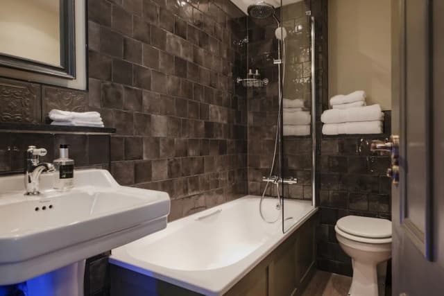 더 생추어리 하우스 호텔-스탠다드 더블룸-9