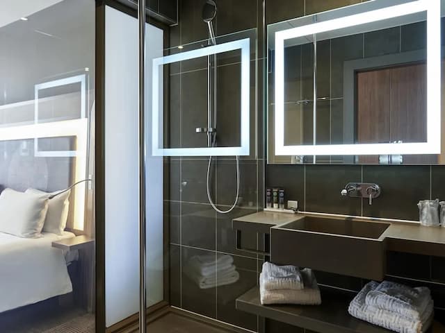 ノボテル ロンドン エクセル-ルーム クイーンベッド 1 台 バリアフリー-3