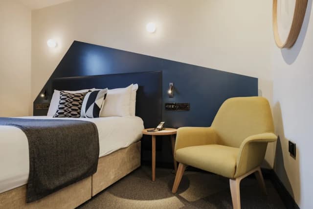 ザ フォックス & グース ホテル-デラックス ツインルーム-11