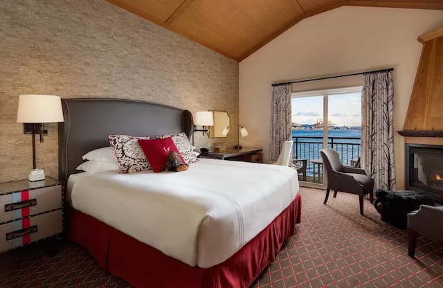 ザ エッジウォーター ホテル-スーペリア ルーム バルコニー (Over Water Balcony)-14