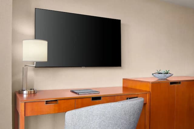 威斯汀洛杉磯博納旺蒂爾套房酒店-客房, 1 張加大雙人床, 城市景-3