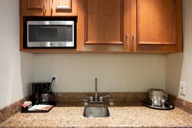 聖卡洛斯酒店-精緻套房, 1 張特大雙人床-3