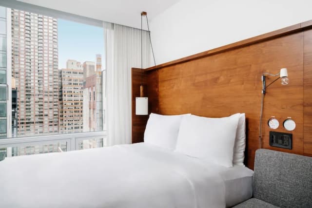 Arlo NoMad-Room, 1 Queen Bed, Corner-2