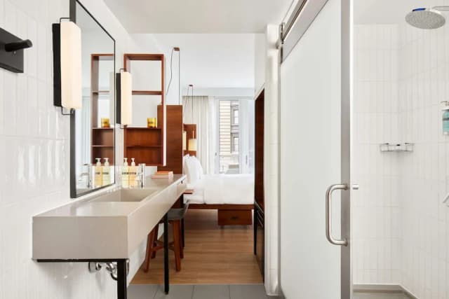 Arlo NoMad-Room, 1 Queen Bed, Corner-1