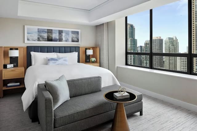 ザ リッツ カールトン シカゴ-エグゼクティブ スイート キングベッド 1 台-4