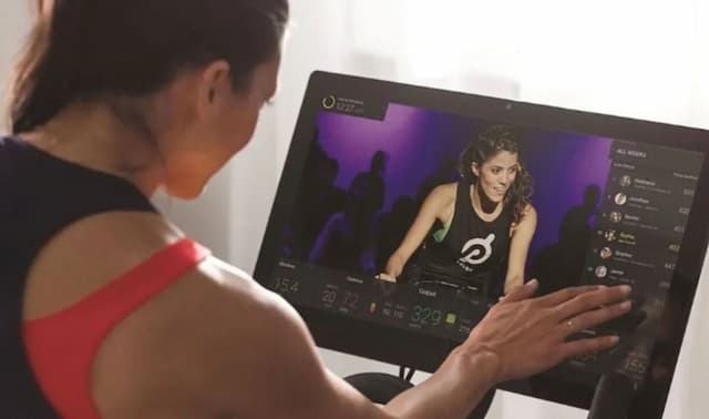 キンプトン グレイ ホテル バイ IHG-プレミアム ルーム キングベッド 1 台 (Exercise Bike)-4