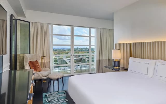 比華利山卡米奧酒店-客房, 1 張特大雙人床, 無障礙, 露台 (Roll-In Shower)-5