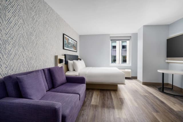 DoubleTree by Hilton New York Midtown Fifth Ave-Studio Suite, 1 King Bed-14