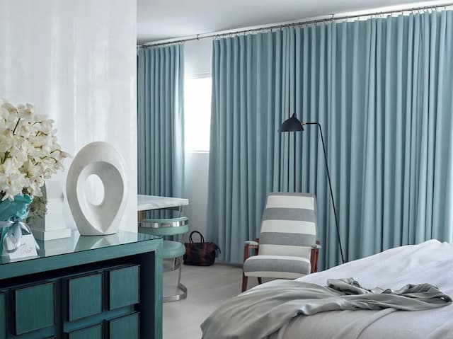 Avalon Hotel Beverly Hills, a Member of Design Hotels-Junior Suite, Balcony-3