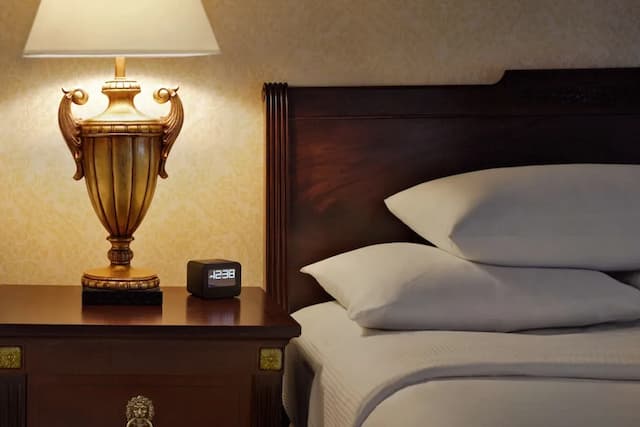 더 드레이크-룸, 퀸사이즈침대 1개-4