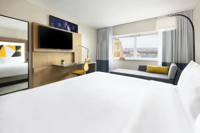 M 소셜 호텔 타임스 스퀘어 뉴욕-슈피리어룸, 킹사이즈침대 1개 (Hudson River View)-1