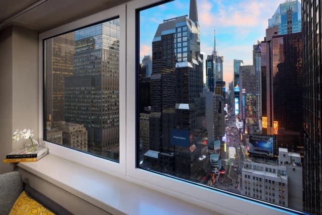 M Social Hotel New York Times Square-尊贵客房, 1 张特大床 (Times Square)-6