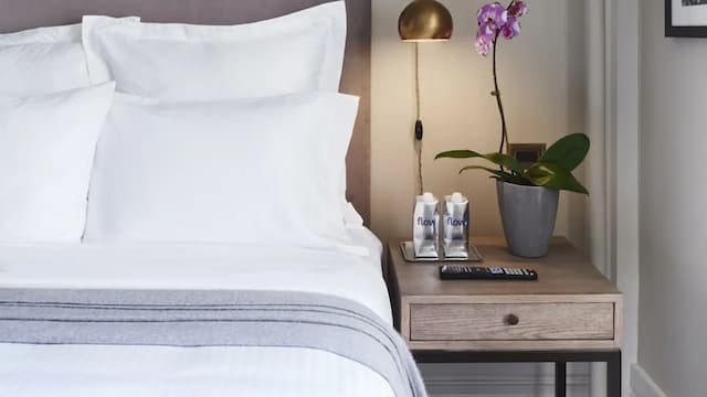 HGU 紐約飯店-標準客房, 1 張特大雙人床-2