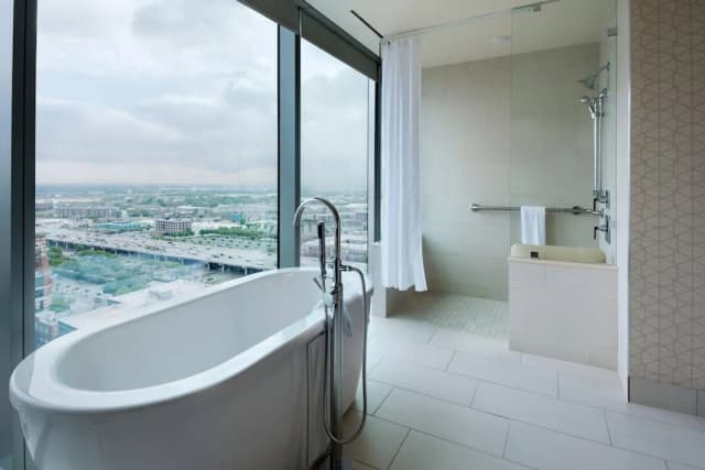 메리어트 마퀴스 휴스턴-이그제큐티브 스위트, 침실 1개, 공원 전망 (Mobility Accessible, Roll-In Shower)-2