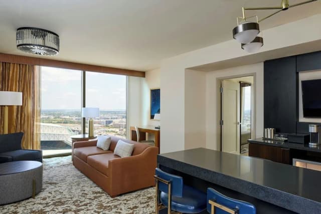 메리어트 마퀴스 휴스턴-이그제큐티브 스위트, 침실 1개, 공원 전망 (Mobility Accessible, Roll-In Shower)-5