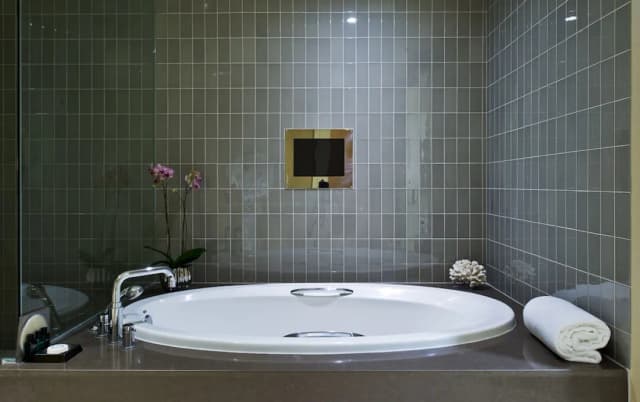 Sofitel LA at Beverly Hills-总统套房, 1 张特大床, 阳台-4