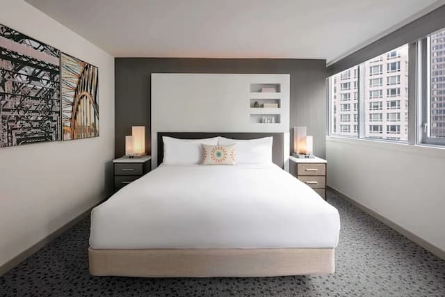 The Royal Sonesta Chicago Downtown-Superior Suite, 1 King Bed (State, Hearing)-1