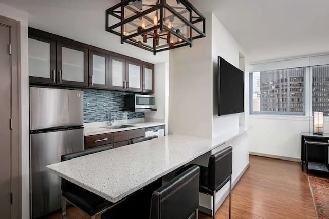The Royal Sonesta Chicago Downtown-Suite, 1 Bedroom (Lasalle, King, Hearing Accesible)-9