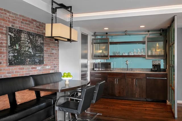 The Royal Sonesta Chicago Downtown-Suite, 1 Bedroom, Accessible (State, King, Roll-in Shower)-7