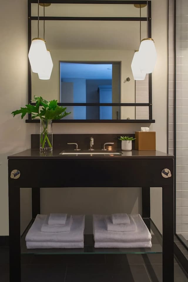 킴튼 에벌리 호텔 할리우드 바이 IHG-룸 (Essential)-6