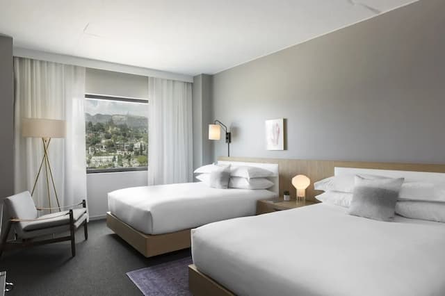 킴튼 에벌리 호텔 할리우드 바이 IHG-룸, 퀸사이즈침대 2개 (Hollywood Sign View)-1