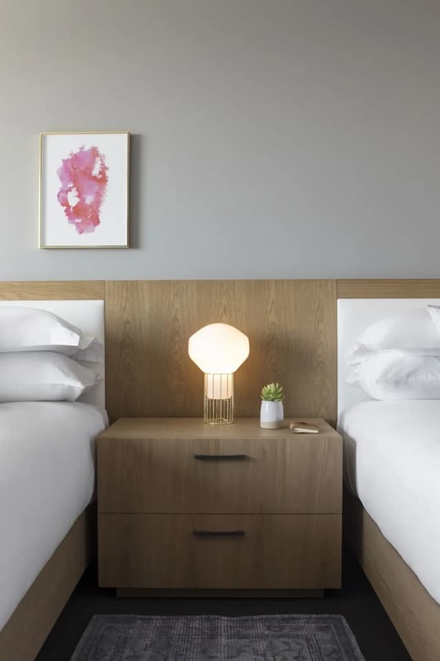 킴튼 에벌리 호텔 할리우드 바이 IHG-룸, 퀸사이즈침대 2개, 시내 전망-3