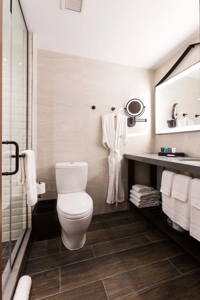 Crowne Plaza HY36 Midtown Manhattan by IHG-Standard Room-5