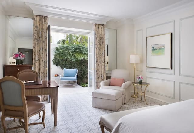 더 페닌슐라 베벌리 힐스-디럭스룸, 킹사이즈침대 1개 (Patio Deluxe King)-1