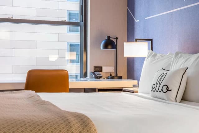 Cambria Hotel Chicago Loop - Theatre District-Standard Room, 1 King Bed, Non Smoking-8