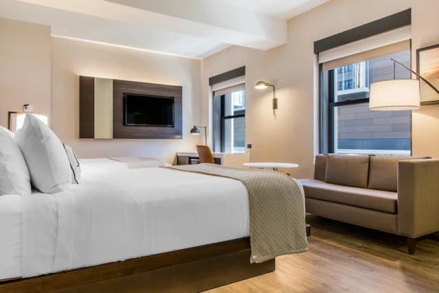 Cambria Hotel Chicago Loop - Theatre District-Standard Room, 2 Queen Beds, Non Smoking (Larger Room)-9